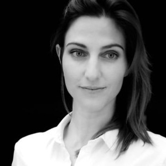Person Bettina Engert